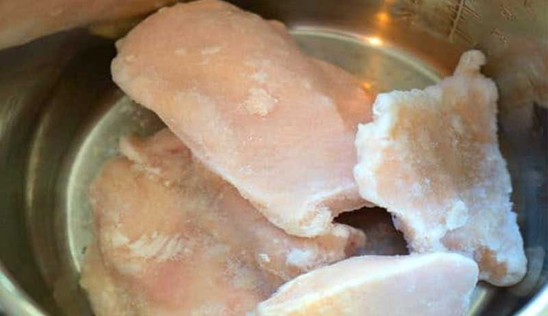How to Cook Frozen Chicken in Pressure Cooker