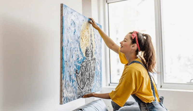 Best Ways to Clean a Canvas Painting Without Damaging It